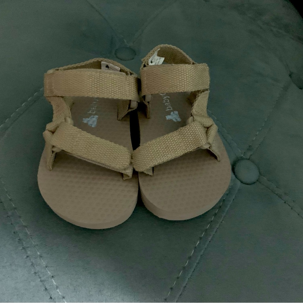 Unisex baby sandals size 6-12 months